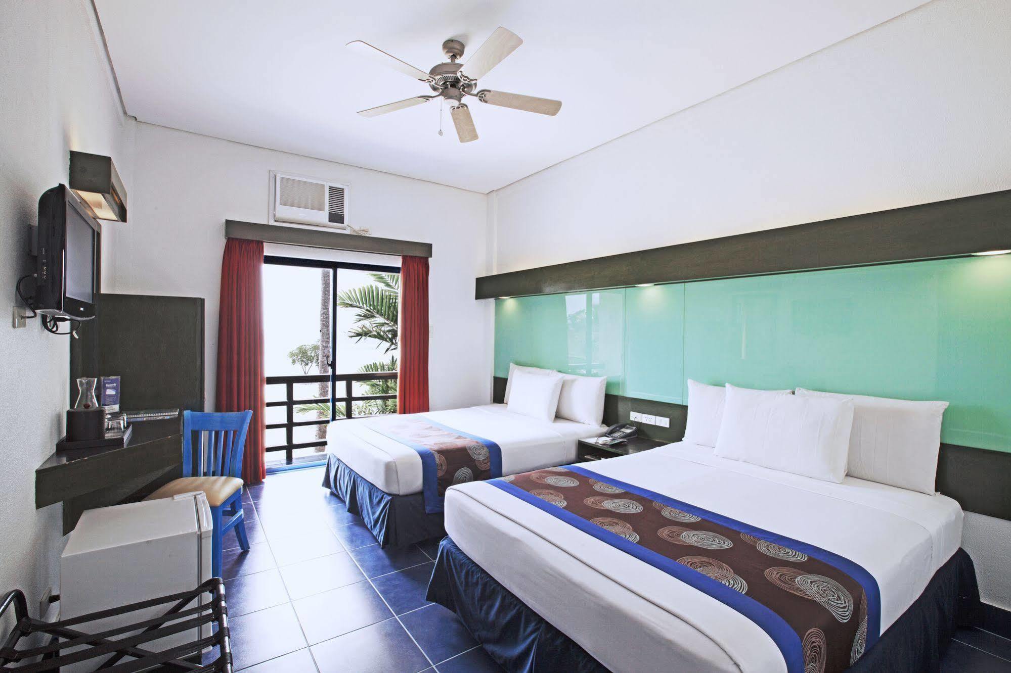 Microtel By Wyndham Puerto Princesa Ngoại thất bức ảnh